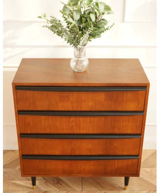 XX a. vidurio komoda „Kansas“, IKEA, Švedija, 1954 m.
