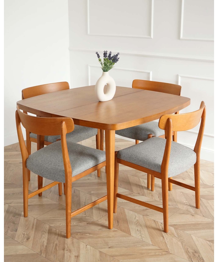 Teak Dining table and set of 4 chairs by Skaraborgs Möbelindustri Tibro, Sweden 1960s