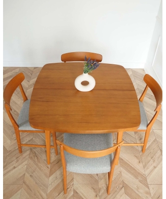 Teak Dining table and set of 4 chairs by Skaraborgs Möbelindustri Tibro, Sweden 1960s