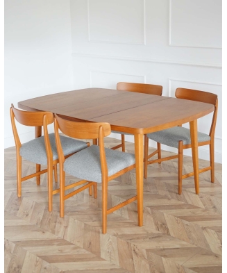 Teak Dining table and set of 4 chairs by Skaraborgs Möbelindustri Tibro, Sweden 1960s