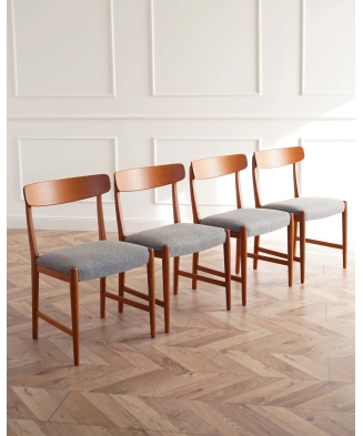 Teak Dining table and set of 4 chairs by Skaraborgs Möbelindustri Tibro, Sweden 1960s