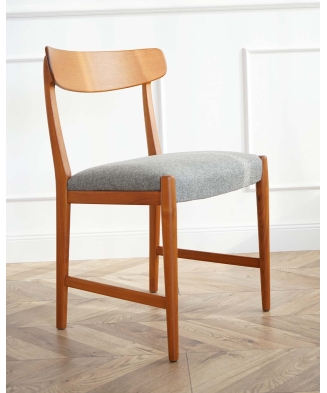 Teak Dining table and set of 4 chairs by Skaraborgs Möbelindustri Tibro, Sweden 1960s
