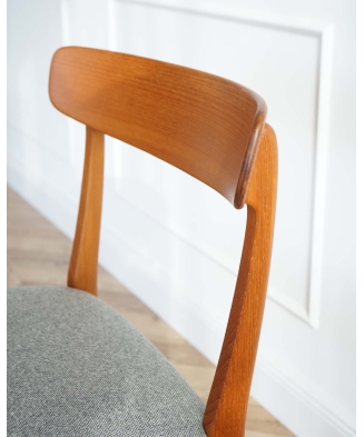Teak Dining table and set of 4 chairs by Skaraborgs Möbelindustri Tibro, Sweden 1960s