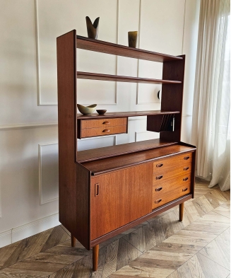 Mid-Century Teak Bookcase with Pull-Out Writing Desk, 1960s