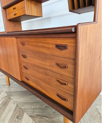 Mid-Century Teak Bookcase with Pull-Out Writing Desk, 1960s