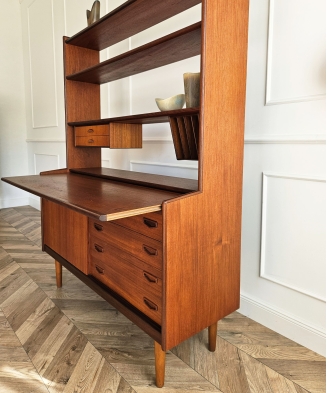 Mid-Century Teak Bookcase with Pull-Out Writing Desk, 1960s